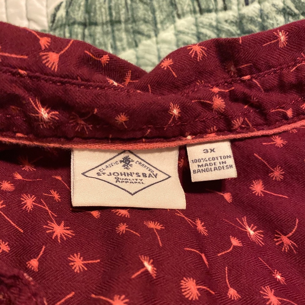 Button up shirt - Picture 2 of 2